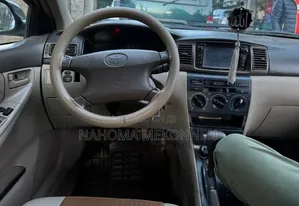 Toyota Corolla 2001 Gold