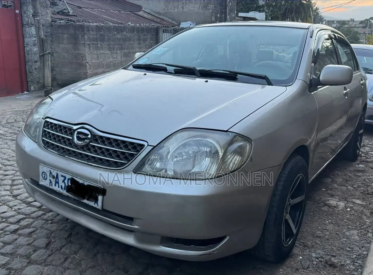 Toyota Corolla 2001 Gold