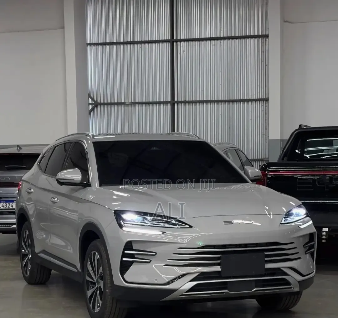 BYD Song Plus DM-i 2025 Teal