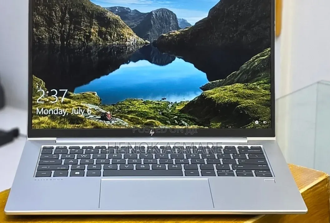 New Laptop HP EliteBook 840 G9 16GB Intel Core i7 SSD 512GB