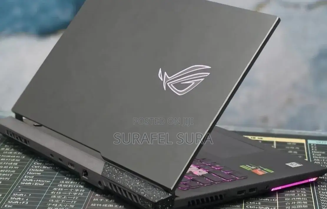 New Laptop Asus ROG Strix G17 16GB AMD Ryzen 9 SSD 1T