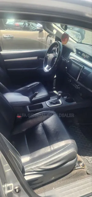 Toyota Hilux 2016