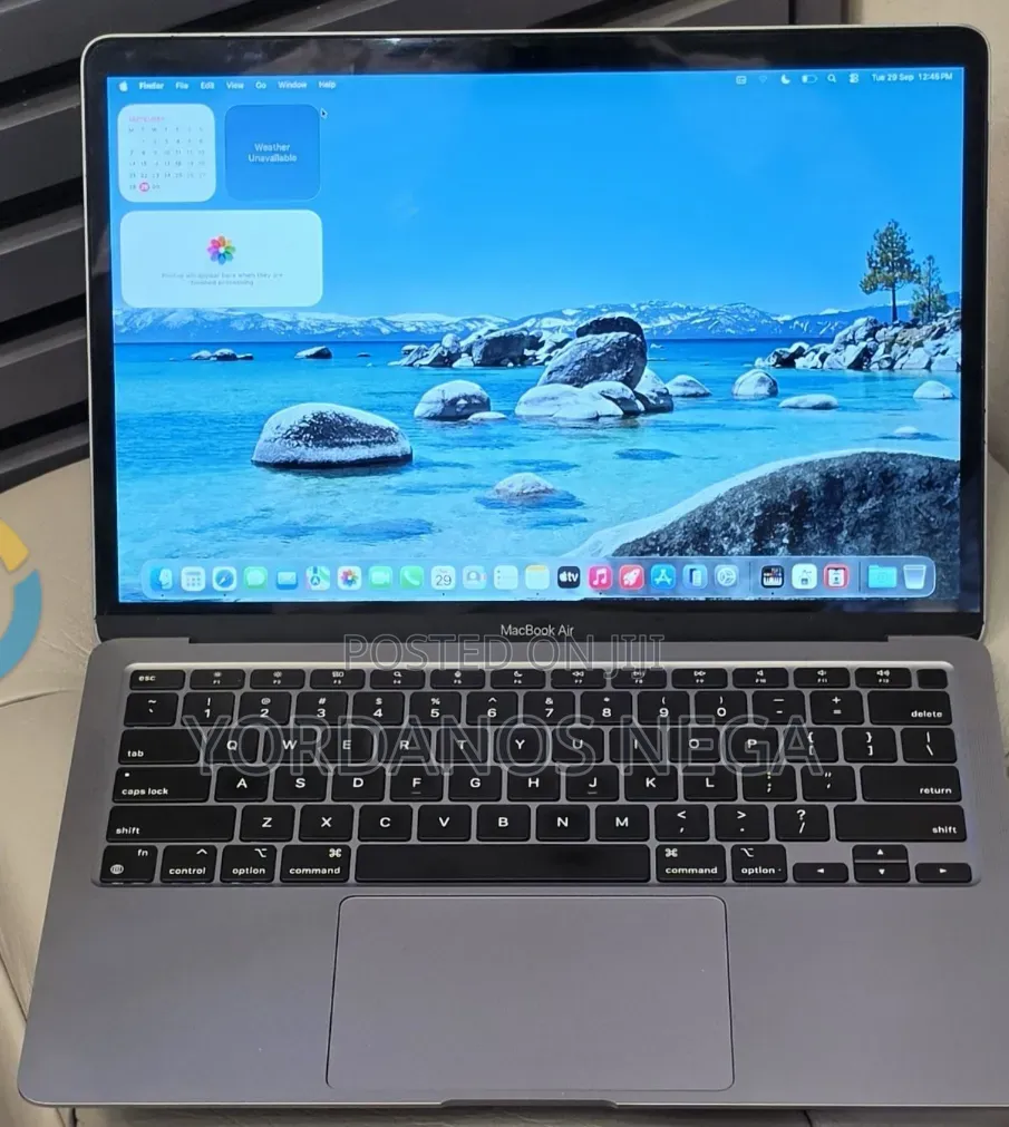 New Laptop Apple MacBook Air 2020 M1 16GB Apple M1 SSD 512GB