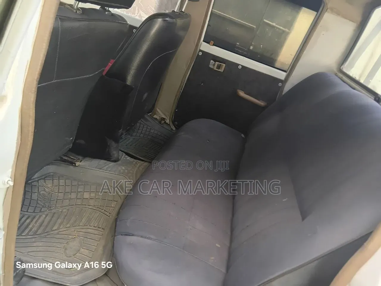 Toyota Hilux 1995 White