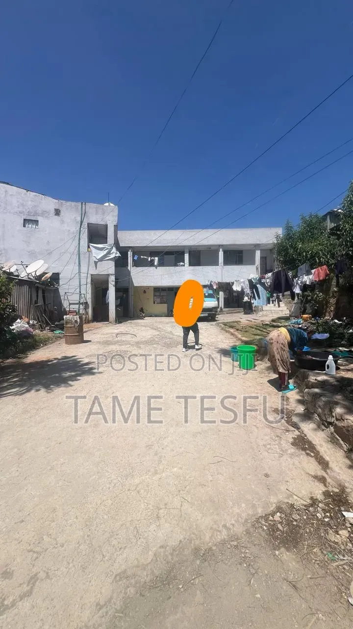 Furnished 8bdrm House in ካራ, Yeka for sale