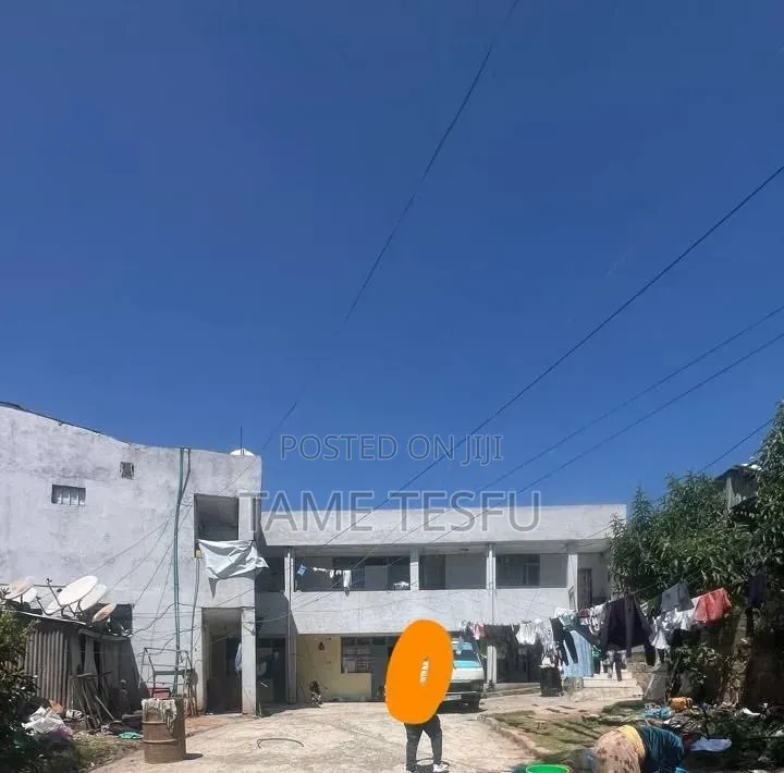 Furnished 8bdrm House in ካራ, Yeka for sale