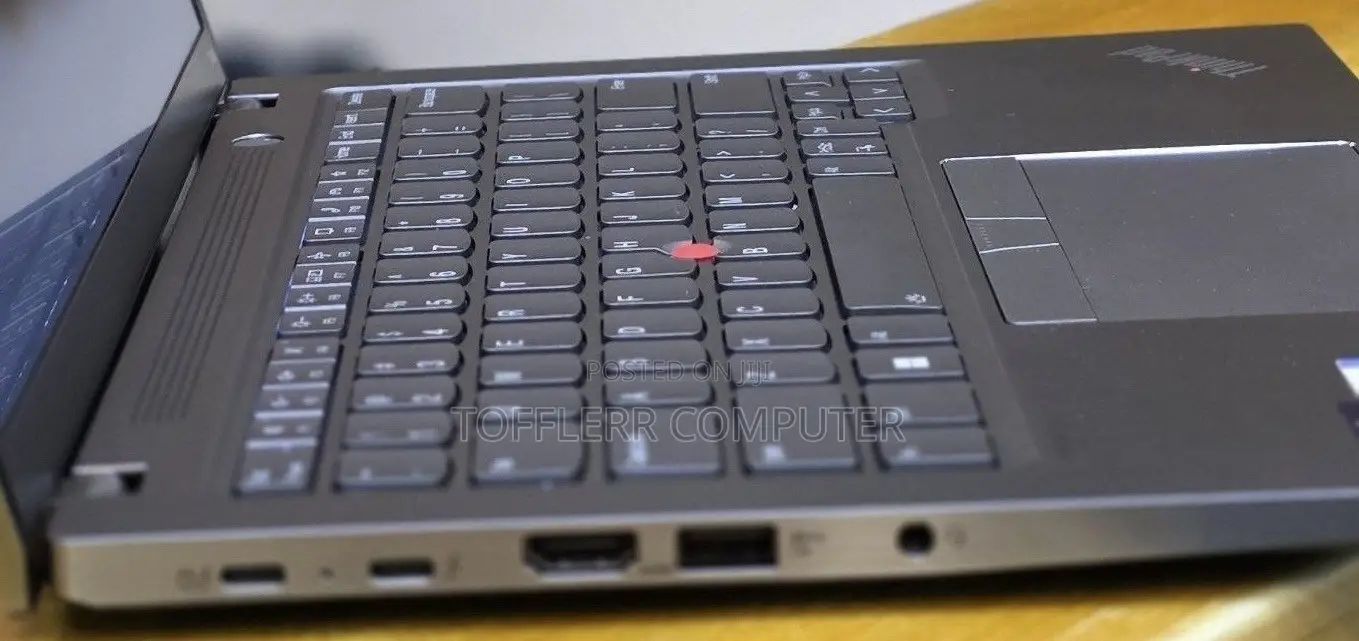 New Laptop Lenovo ThinkPad T14 16GB Intel Core i7 SSD 512GB