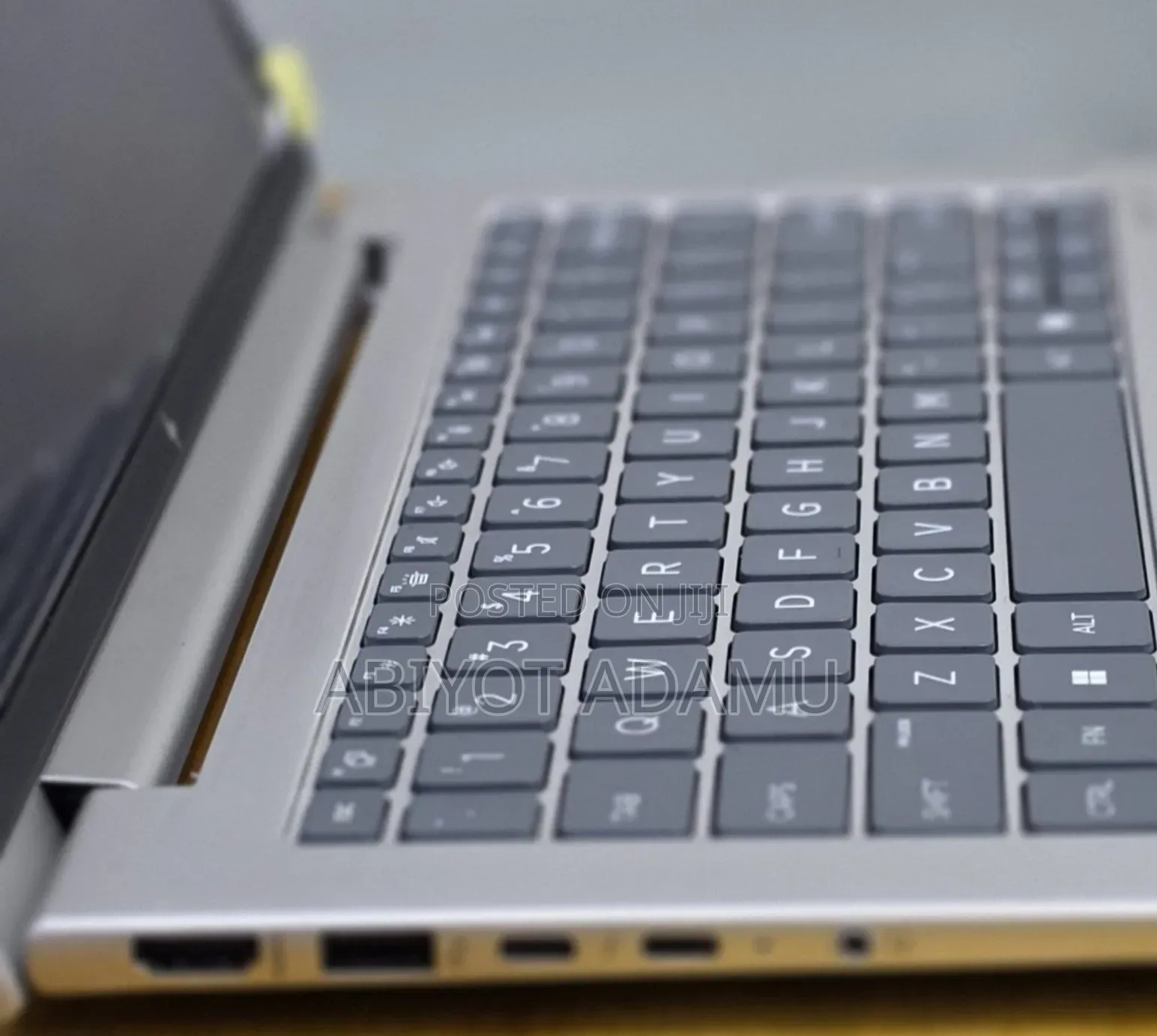New Laptop HP EliteBook 640 G11 16GB Intel SSD 512GB