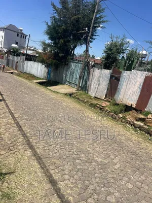 2bdrm House in ካራ, Yeka for sale