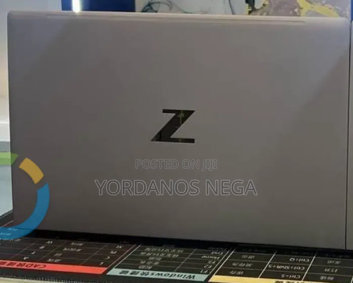 New Laptop HP ZBook Power G7 16GB Intel Core i7 SSD 512GB