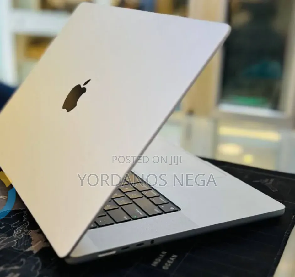 New Laptop Apple MacBook Pro 2021 M1 16GB Apple M1 Pro SSD 512GB