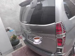 Hyundai Starex 2011
