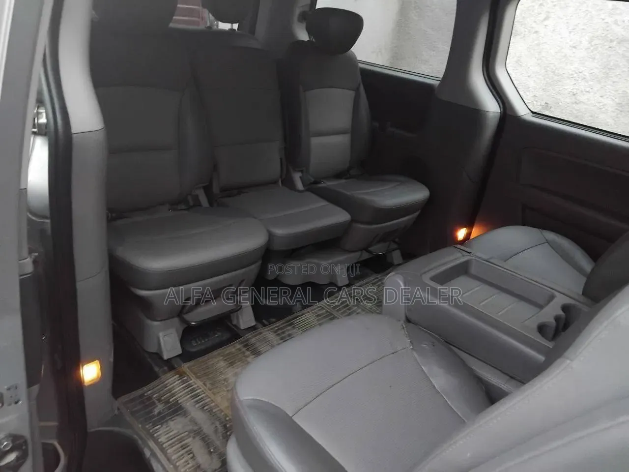 Hyundai Starex 2011