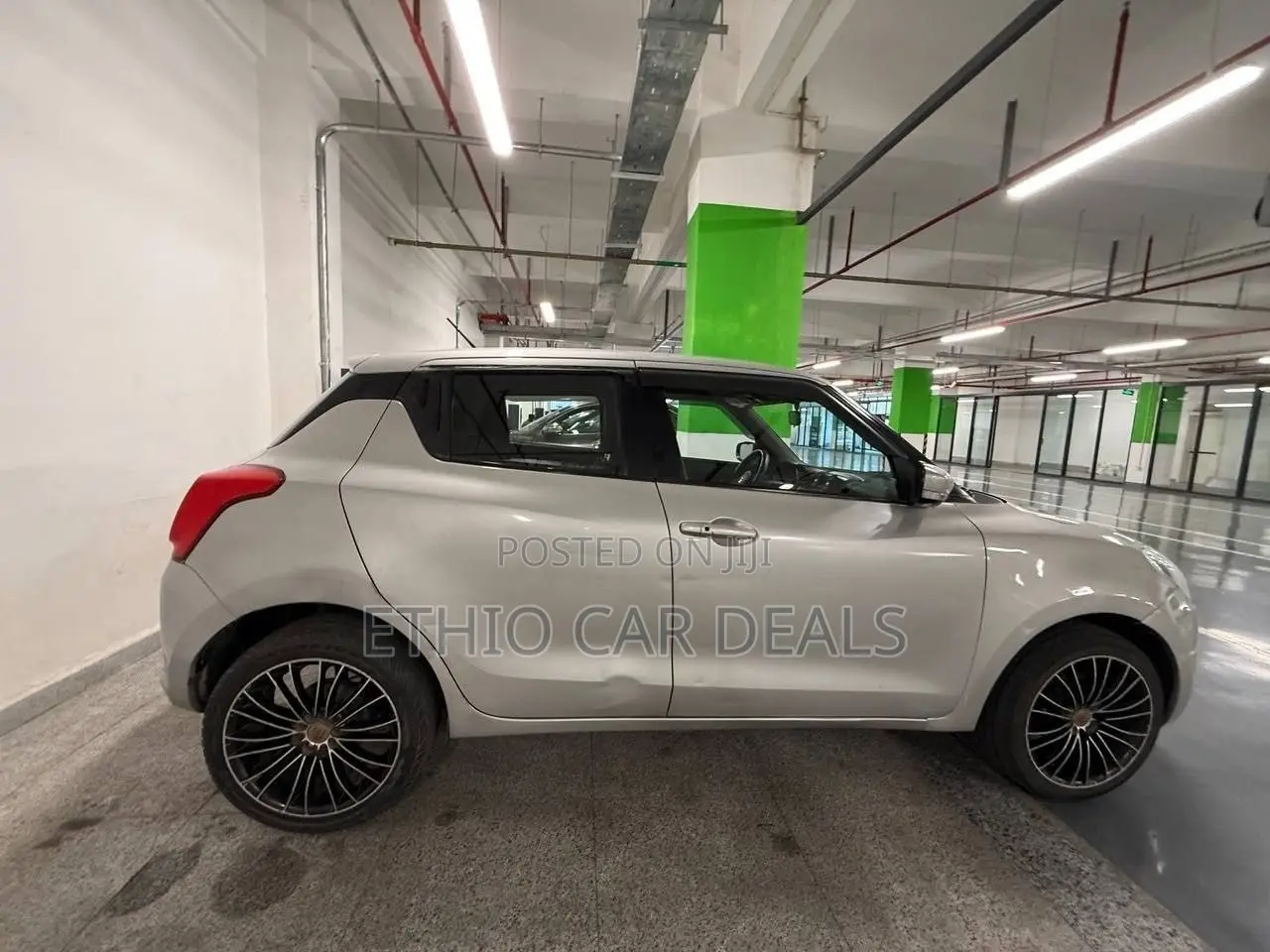Suzuki Swift 2022 Silver