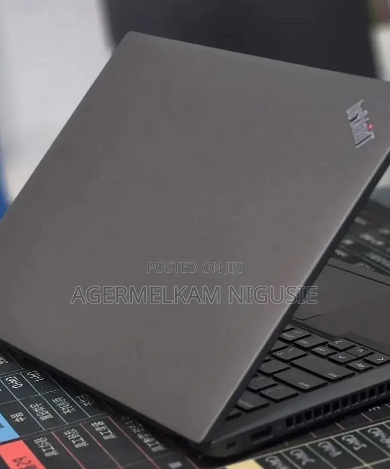 New Laptop Lenovo ThinkPad T14 16GB Intel Core i7 SSD 512GB