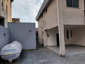 7bdrm House in Bole for sale