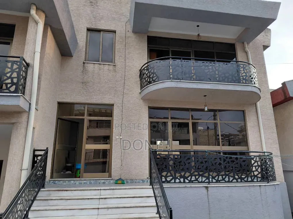 7bdrm House in Bole for sale