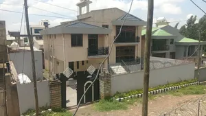 7bdrm House in Bole for sale