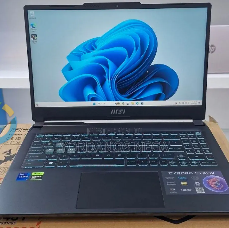 New Laptop MSI Cyborg 15 16GB Intel Core i7 SSD 1T
