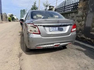 Suzuki Dzire 2022 Silver