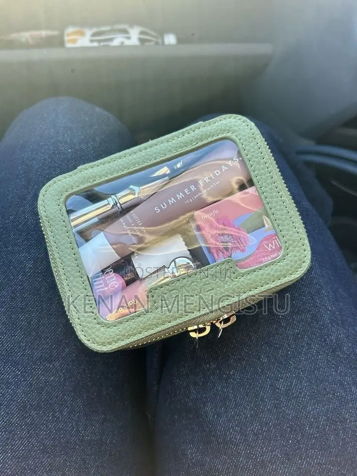 Makeup & Cosmetics Bag