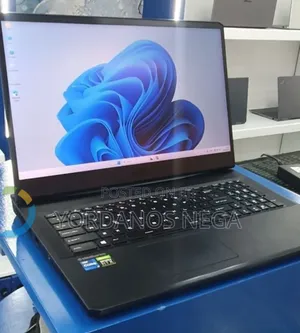 New Laptop MSI GP75 Leopard 16GB Intel Core i7 SSD 512GB