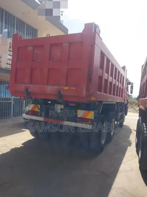 Sinotruk Howo 2024 Red
