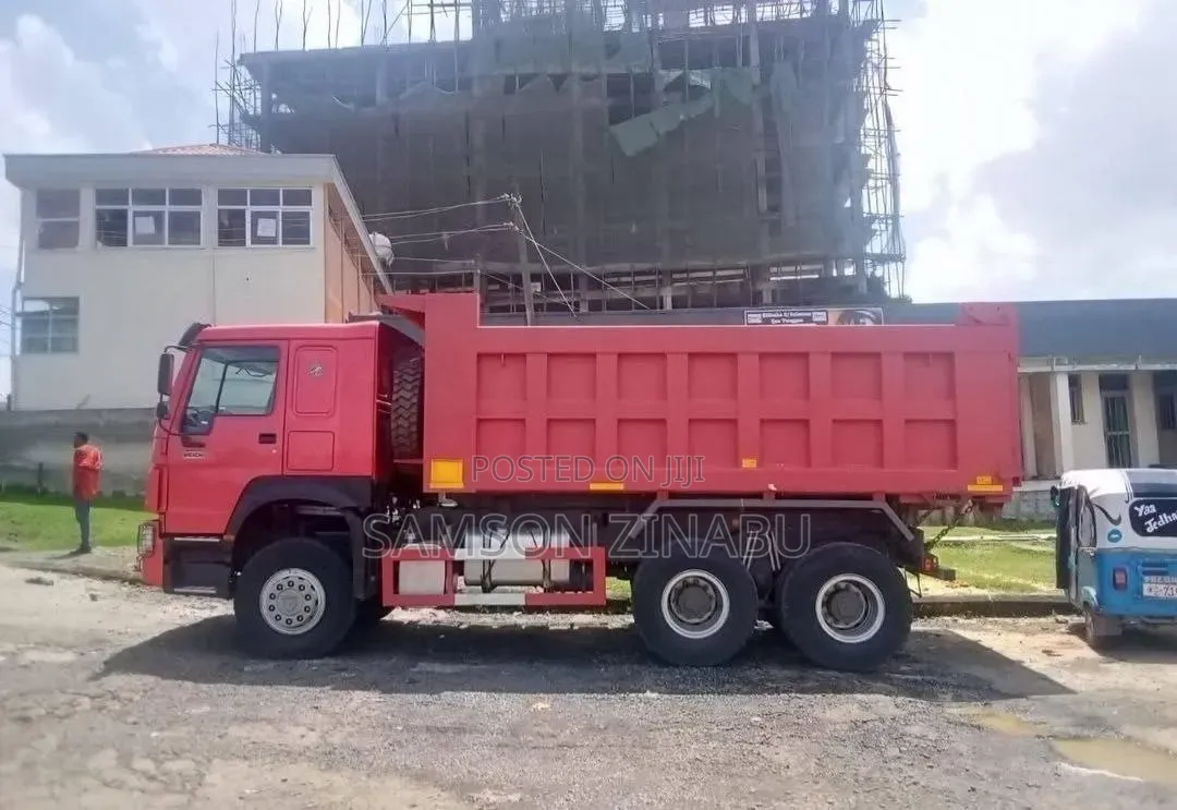 Sinotruk Howo 2024 Red