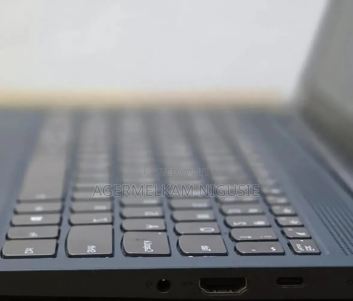 New Lenovo IdeaPad 5 Slim 13th Gen i7 16GB Intel Core i7 SSD 512GB