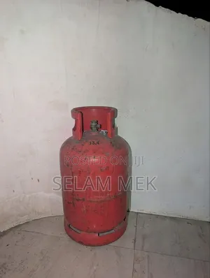 Stove With Cylinder