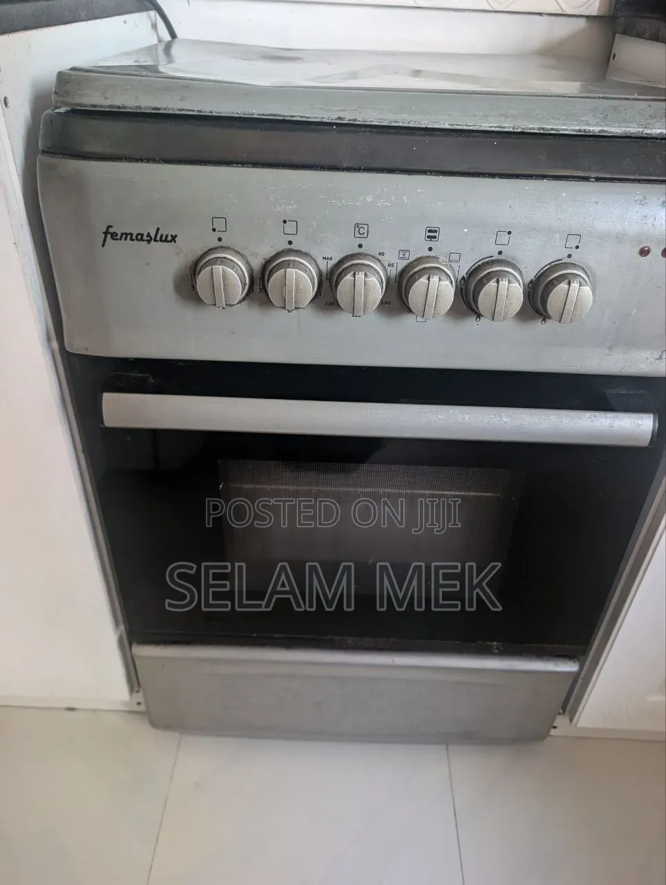 Stove With Cylinder