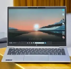 New Laptop HP EliteBook 830 16GB Intel Core Ultra 7 SSD 512GB