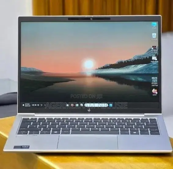 New Laptop HP EliteBook 830 16GB Intel Core Ultra 7 SSD 512GB