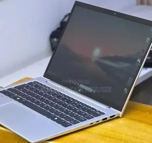 New Laptop HP EliteBook 830 16GB Intel Core Ultra 7 SSD 512GB