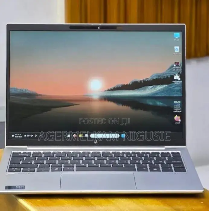 New Laptop HP EliteBook 830 16GB Intel Core Ultra 7 SSD 512GB