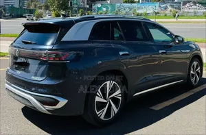 Volkswagen ID.6 2022 Blue