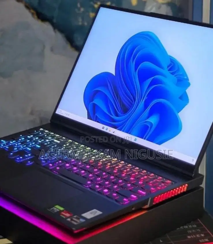 New Laptop Lenovo Legion Y740 16GB Intel Core i7 SSD 1T