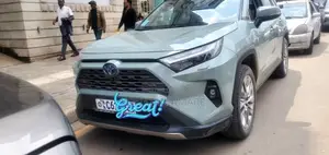 Toyota RAV4 Limited AWD 2023