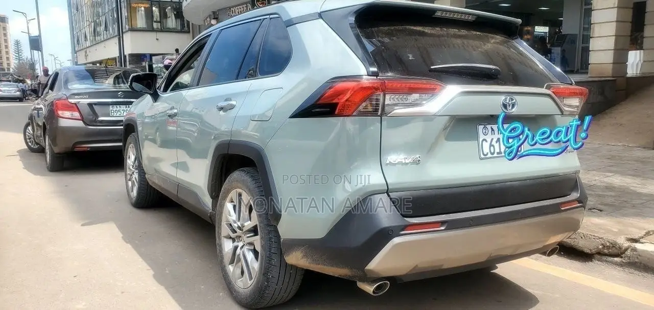 Toyota RAV4 Limited AWD 2023