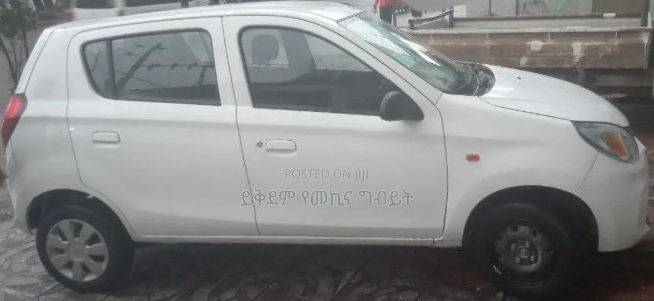 Suzuki Alto 2022 White