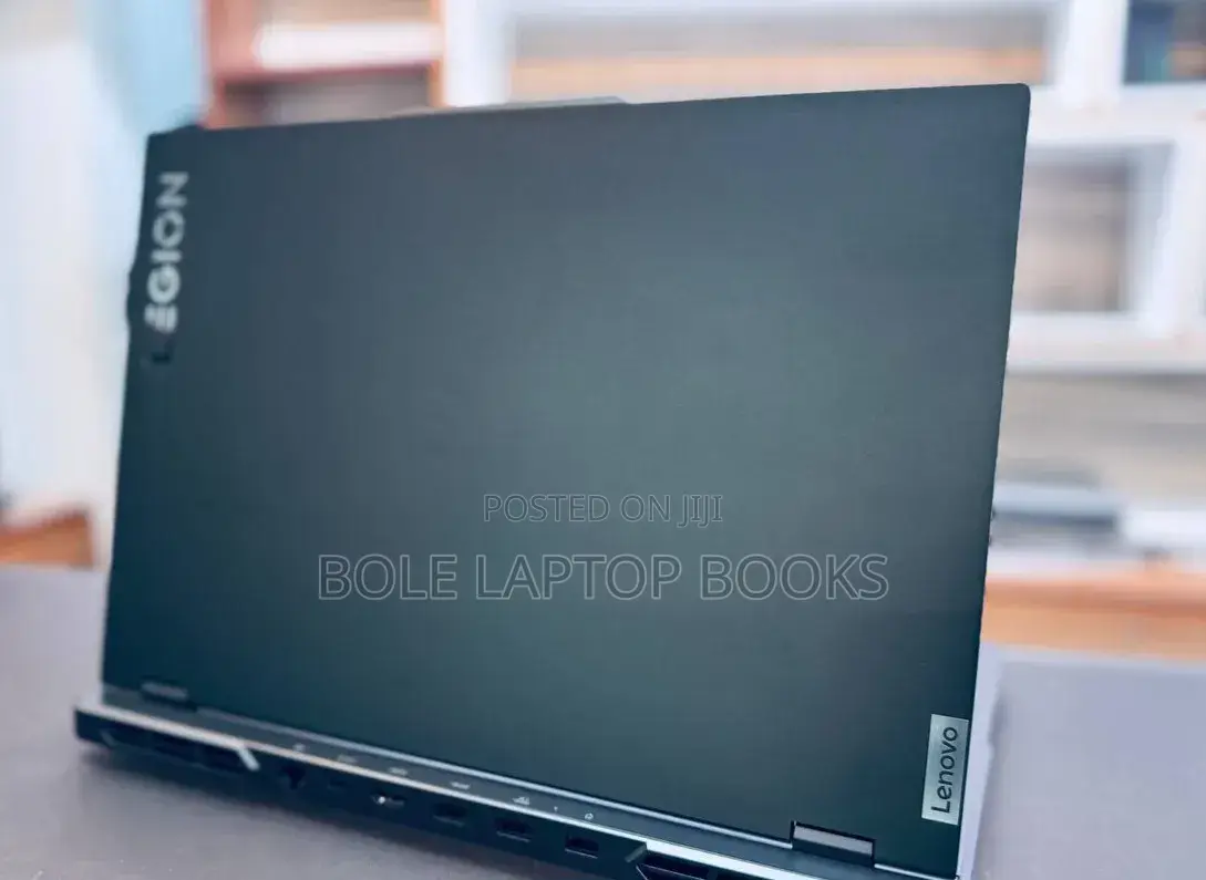 New Laptop Lenovo Legion Pro 7 16GB Intel Core i9 SSD 1T