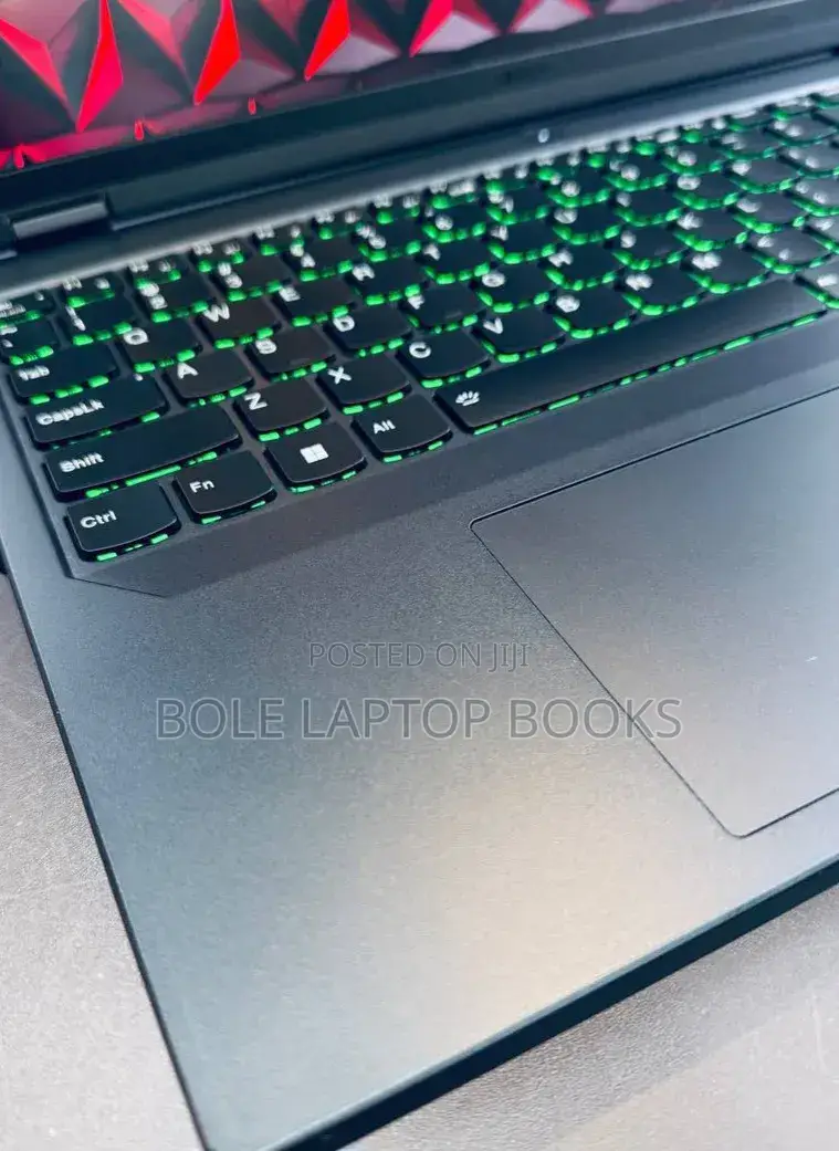New Laptop Lenovo Legion Pro 7 16GB Intel Core i9 SSD 1T