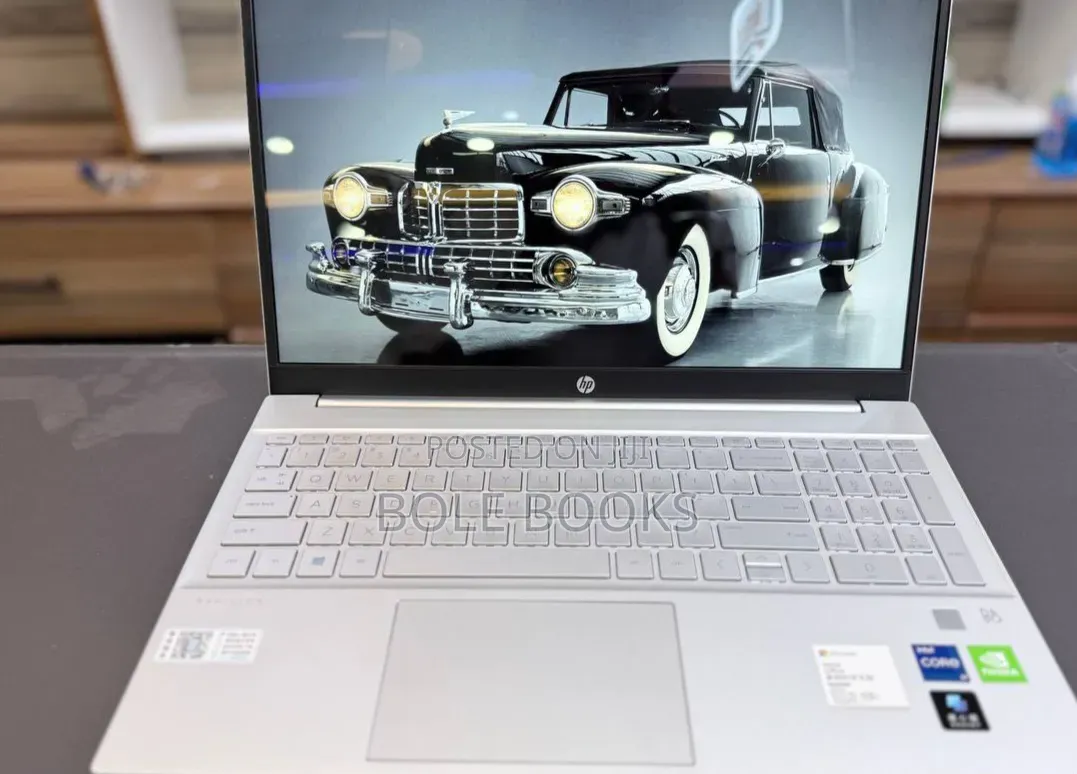 New Laptop HP Pavilion 15 16GB Intel Core i7 SSD 512GB