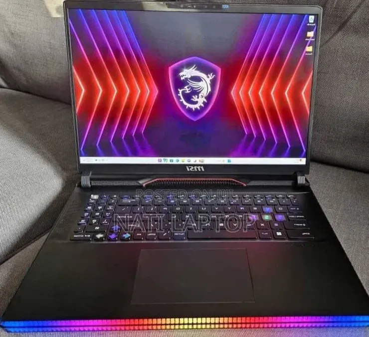 New Laptop MSI Raider GE68HX 13VI-202US 32GB Intel Core i9 SSD 1T