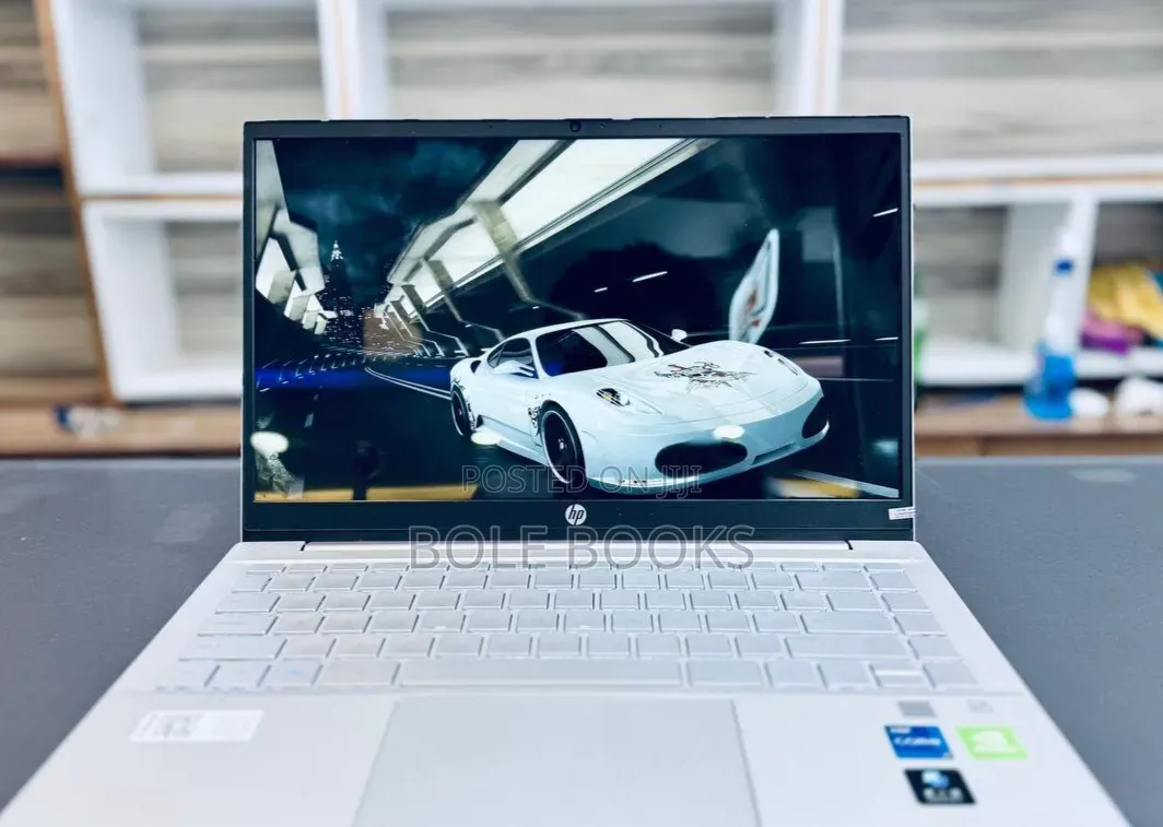 New Laptop HP Pavilion 14 16GB Intel Core i7 SSD 512GB