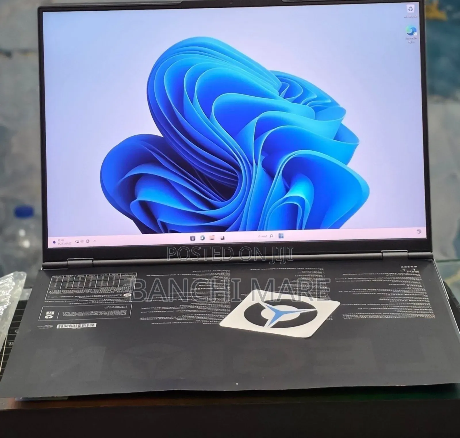 New Laptop Lenovo Legion 9 32GB AMD Ryzen 9 SSD 1T