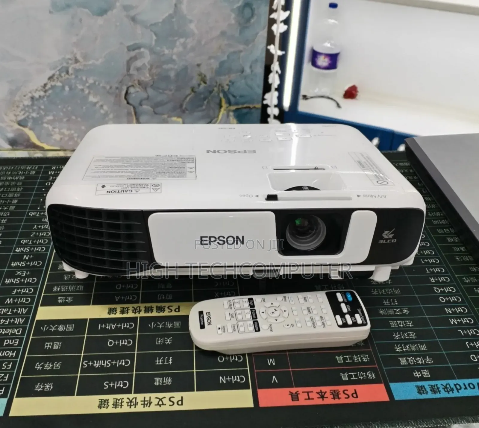 Ht: 200 Watts
projection Size 30"_350" Inch Screen Size
(Gch