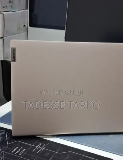 New Laptop Lenovo Ideapad 3 8GB Intel Core i3 SSD 256GB