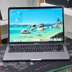 New Laptop Apple MacBook Pro 2022 M2 16GB Apple M2 SSD 256GB