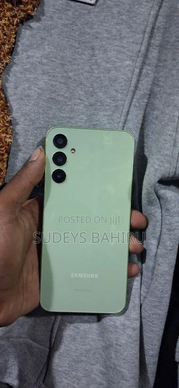 New Samsung Galaxy A24 128 GB Green